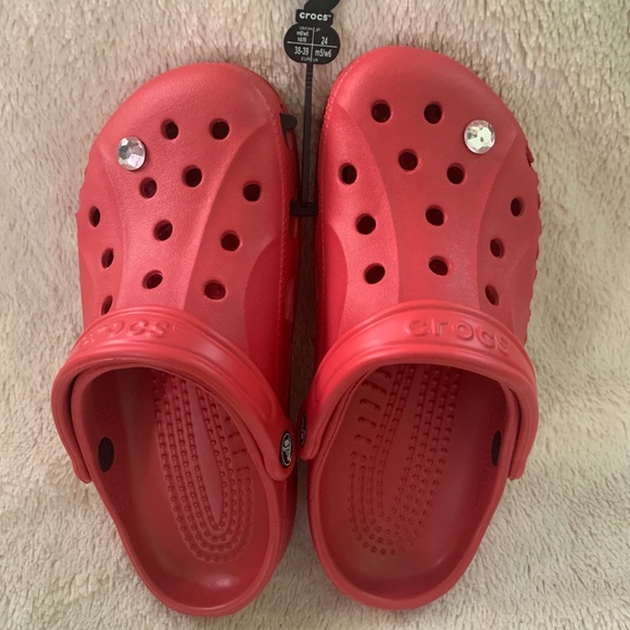 👑PRICE FIRM✅ Brand new Red Baya Crocs - Picture 7 of 12